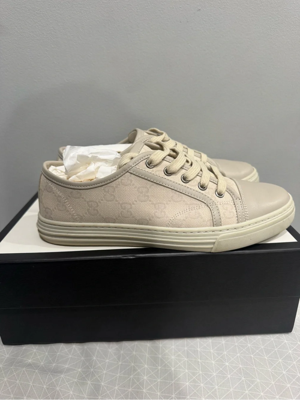 Gucci Cream Monogram Low-Top Sneakers